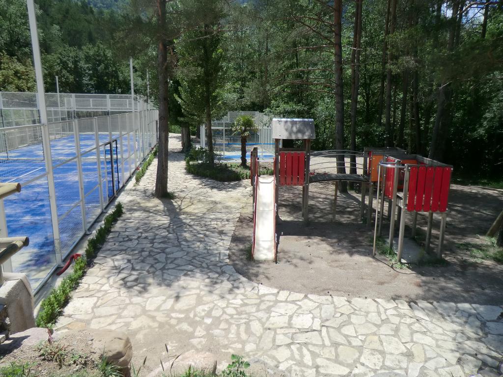 Camping L'Espelt La Pobla de Lillet Exteriör bild