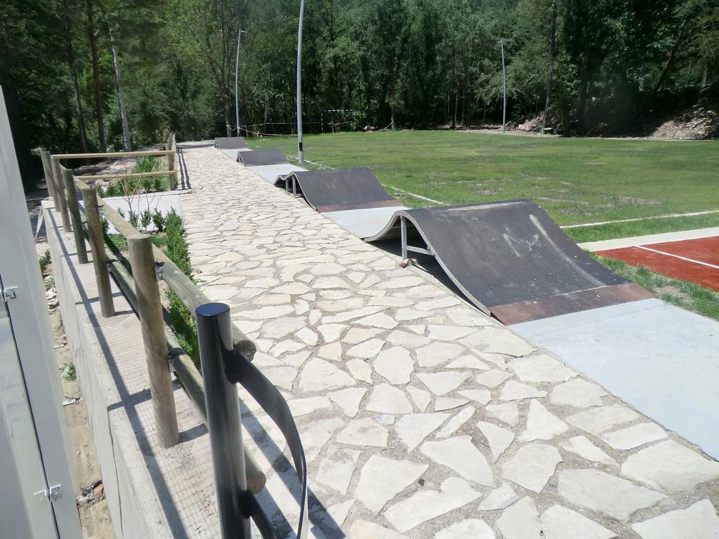 Camping L'Espelt La Pobla de Lillet Exteriör bild