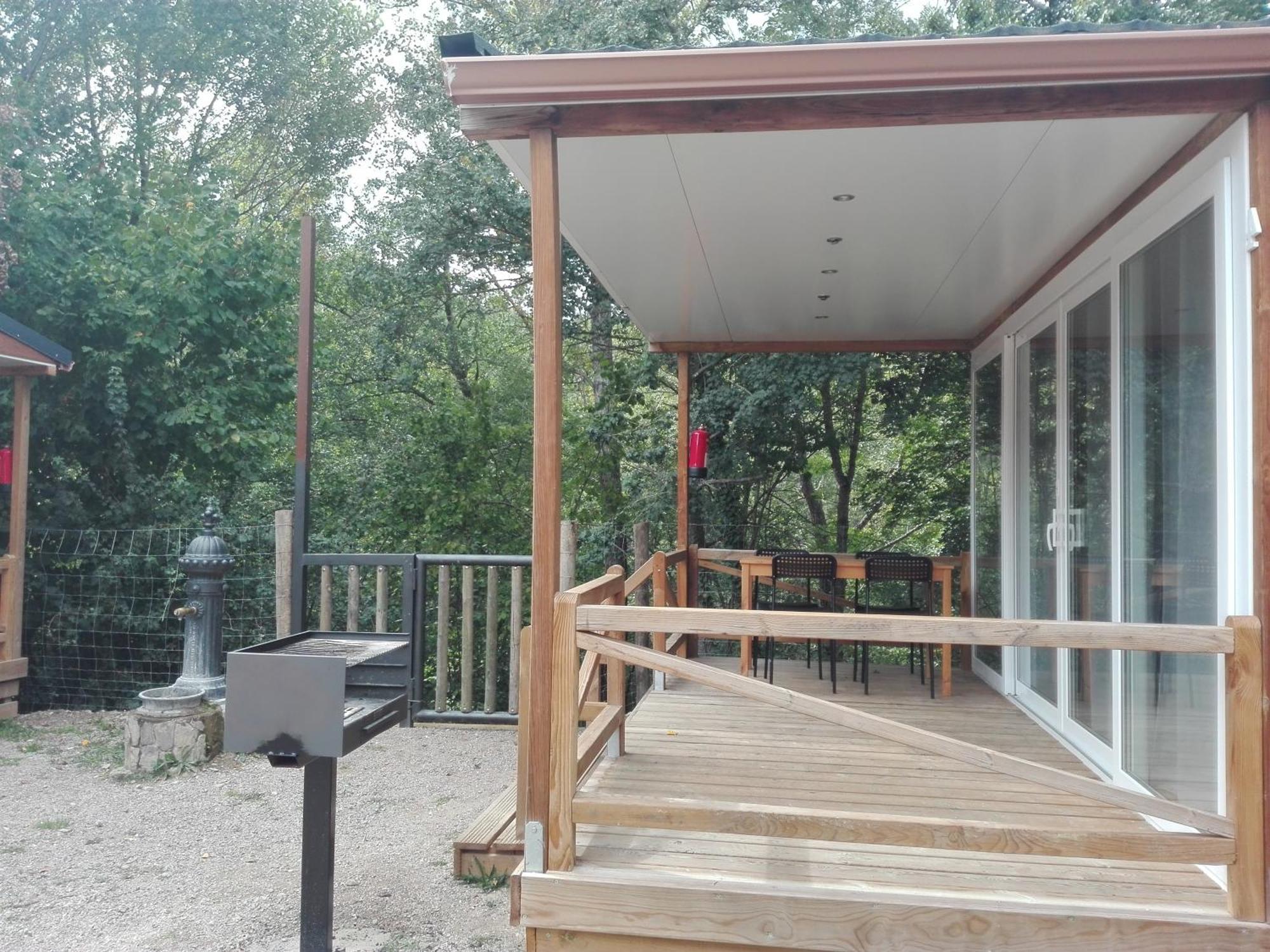 Camping L'Espelt La Pobla de Lillet Exteriör bild