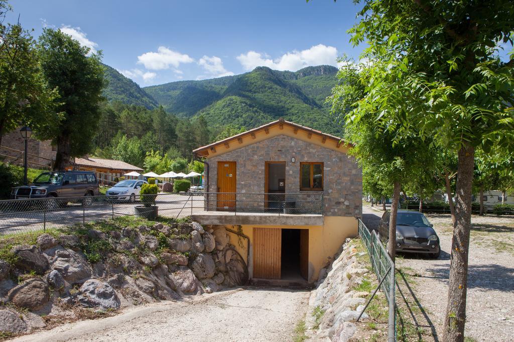 Camping L'Espelt La Pobla de Lillet Exteriör bild