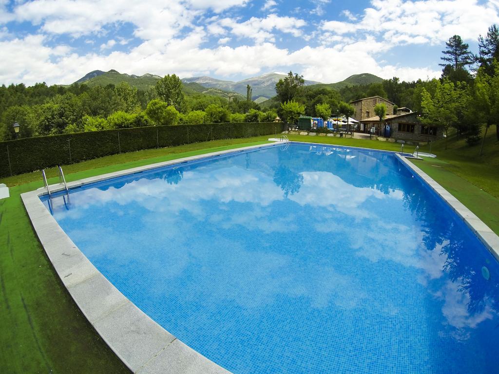 Camping L'Espelt La Pobla de Lillet Exteriör bild