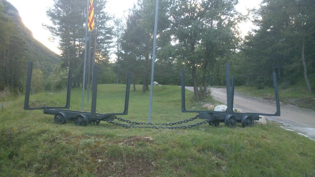 Camping L'Espelt La Pobla de Lillet Exteriör bild