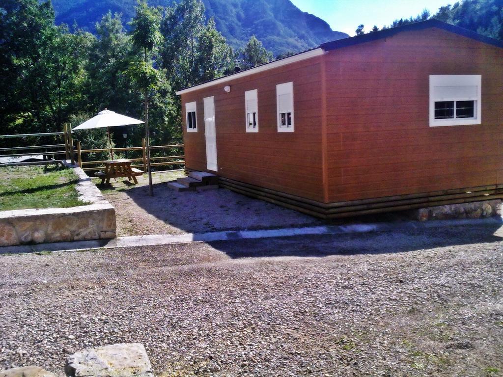 Camping L'Espelt La Pobla de Lillet Rum bild